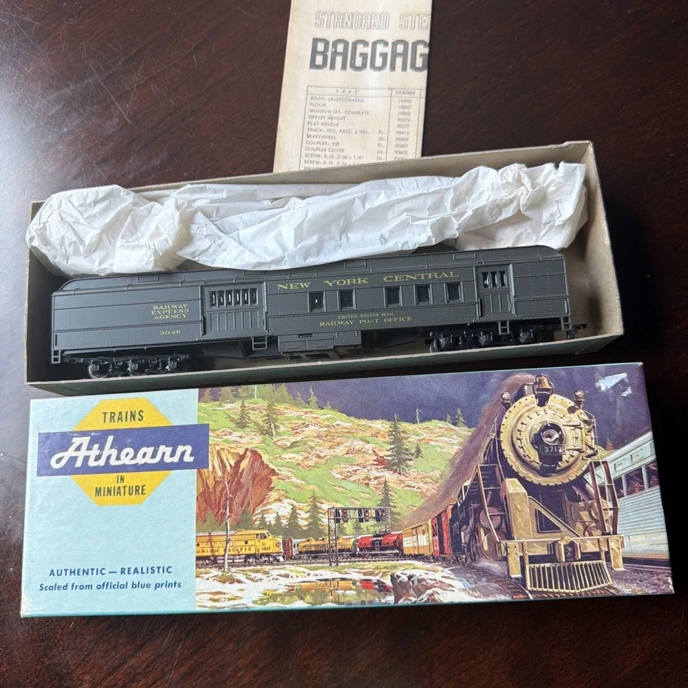 HO scale Athearn New York Central standard diner w/clerestory roof VTG In‎ Box